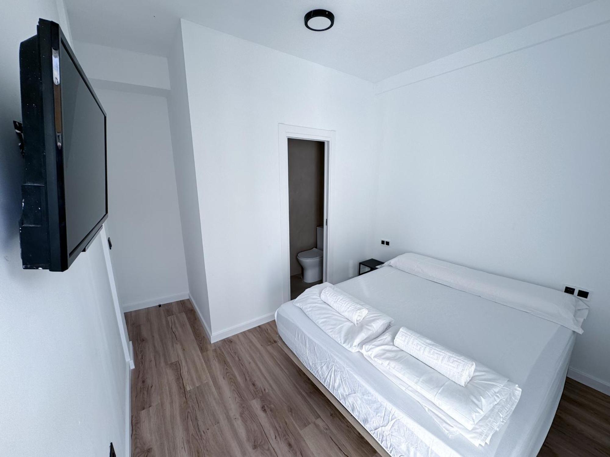Muede Hostel Torremolinos Dış mekan fotoğraf