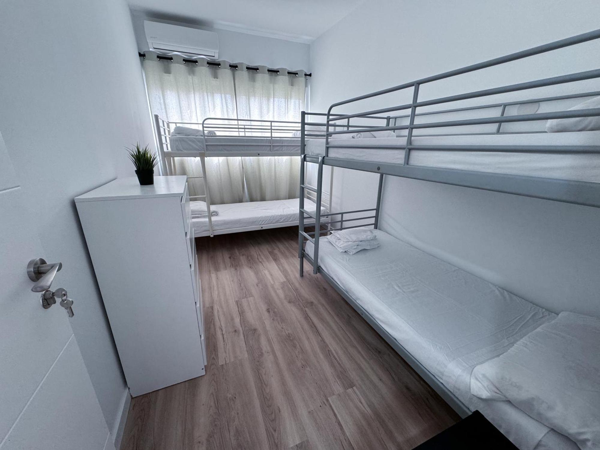 Muede Hostel Torremolinos Dış mekan fotoğraf
