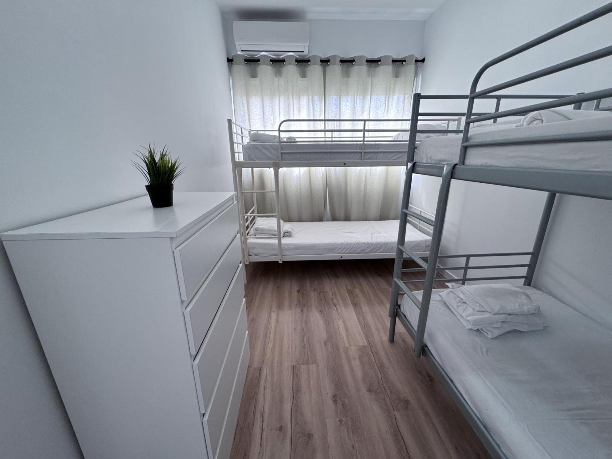 Muede Hostel Torremolinos Dış mekan fotoğraf